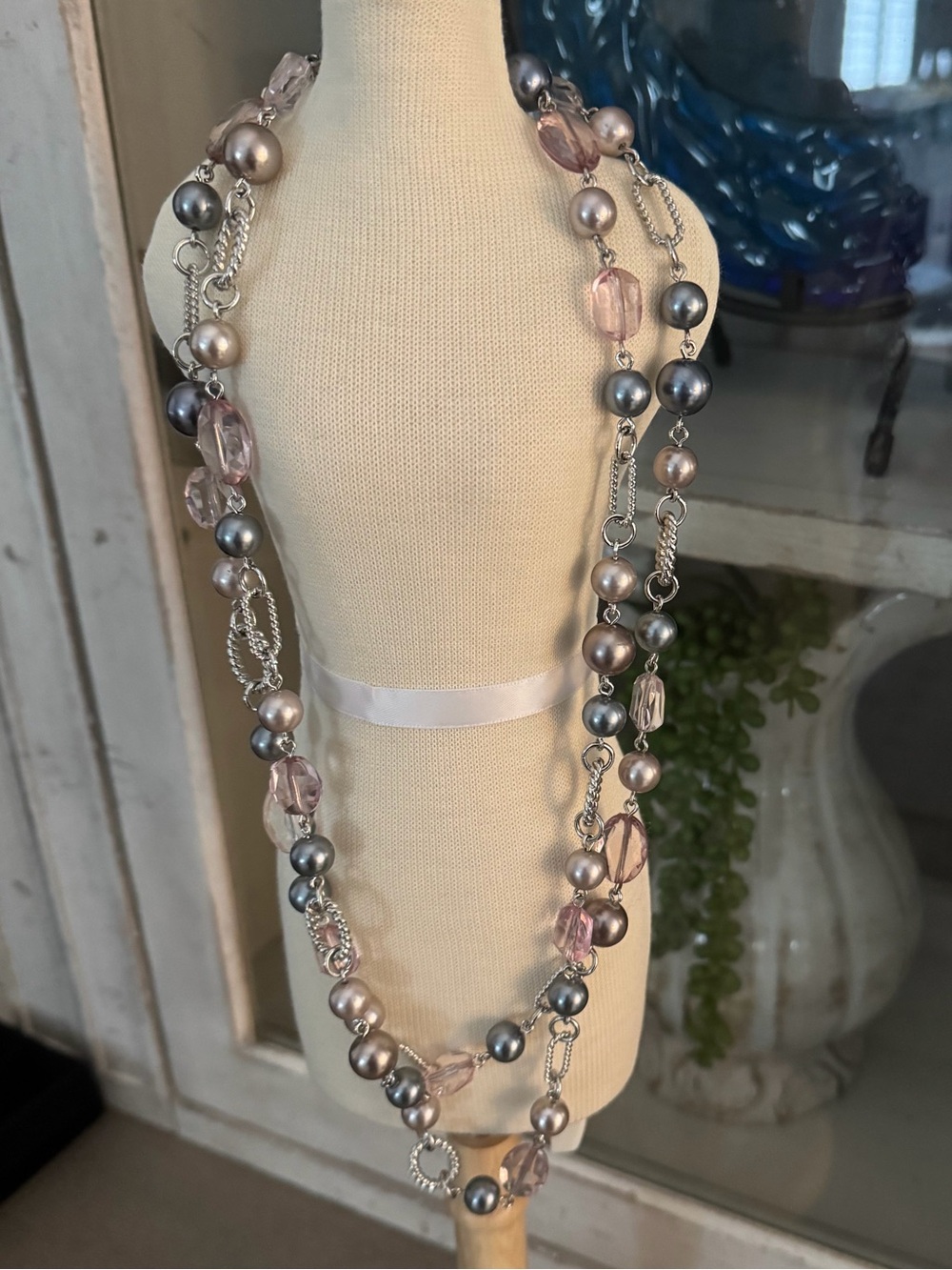 Sorrelli Elegant Pink and Gray Pearl Beaded Long Necklace